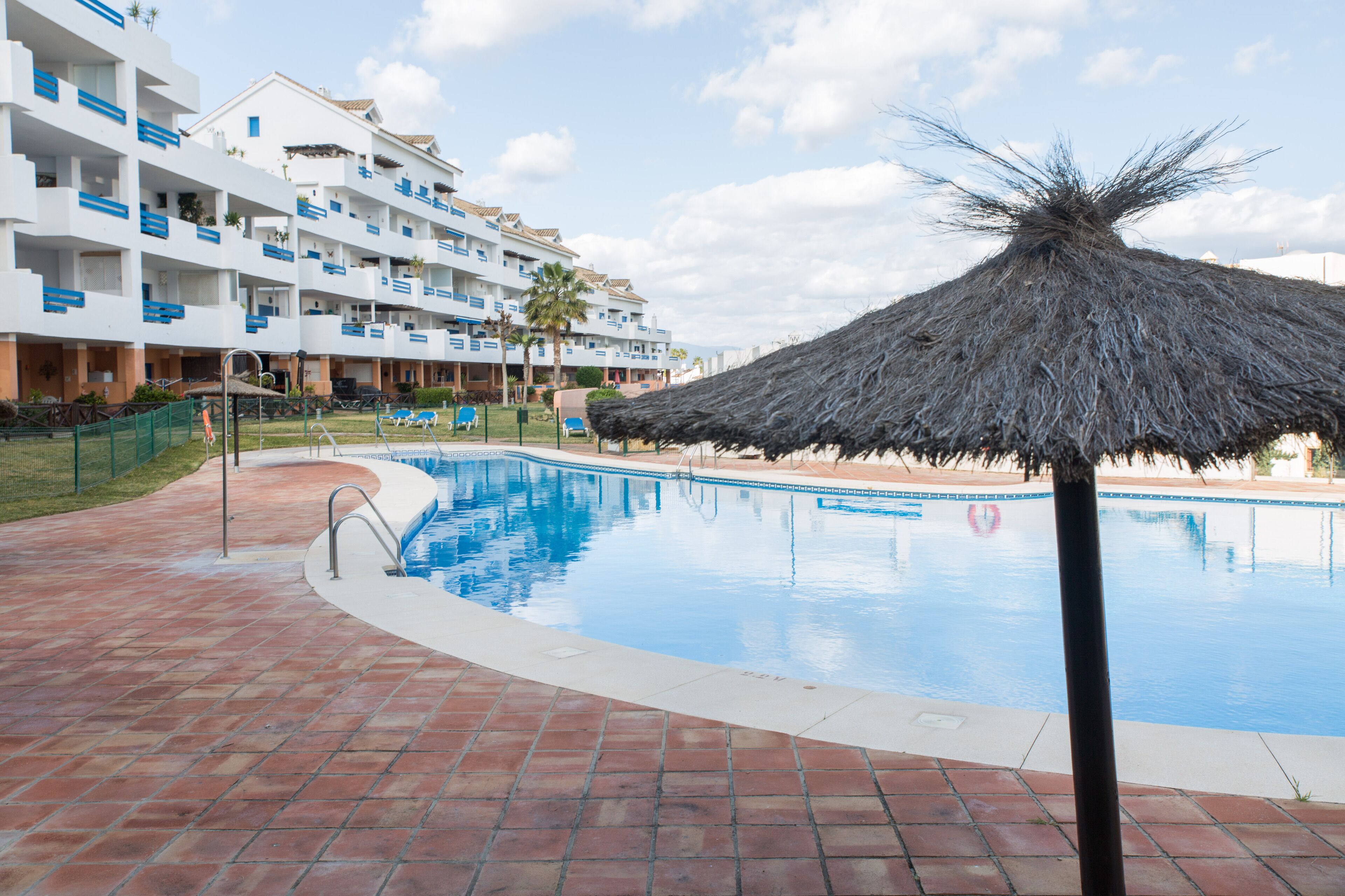 Duquesa Suites Blue By the Pool 5 minutos y estas en la playa