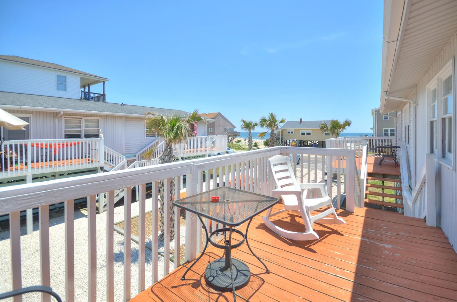 2 bedroom unit with pool, second row