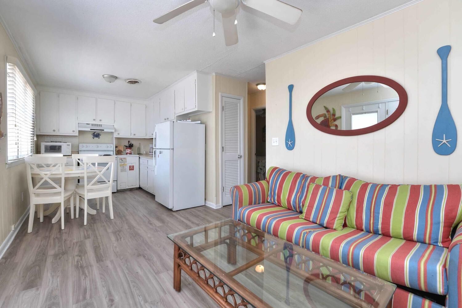 2 bedroom unit with pool, second row