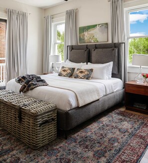 5 室のベッドルーム、デスク、アイロン / アイロン台、WiFi (無料)