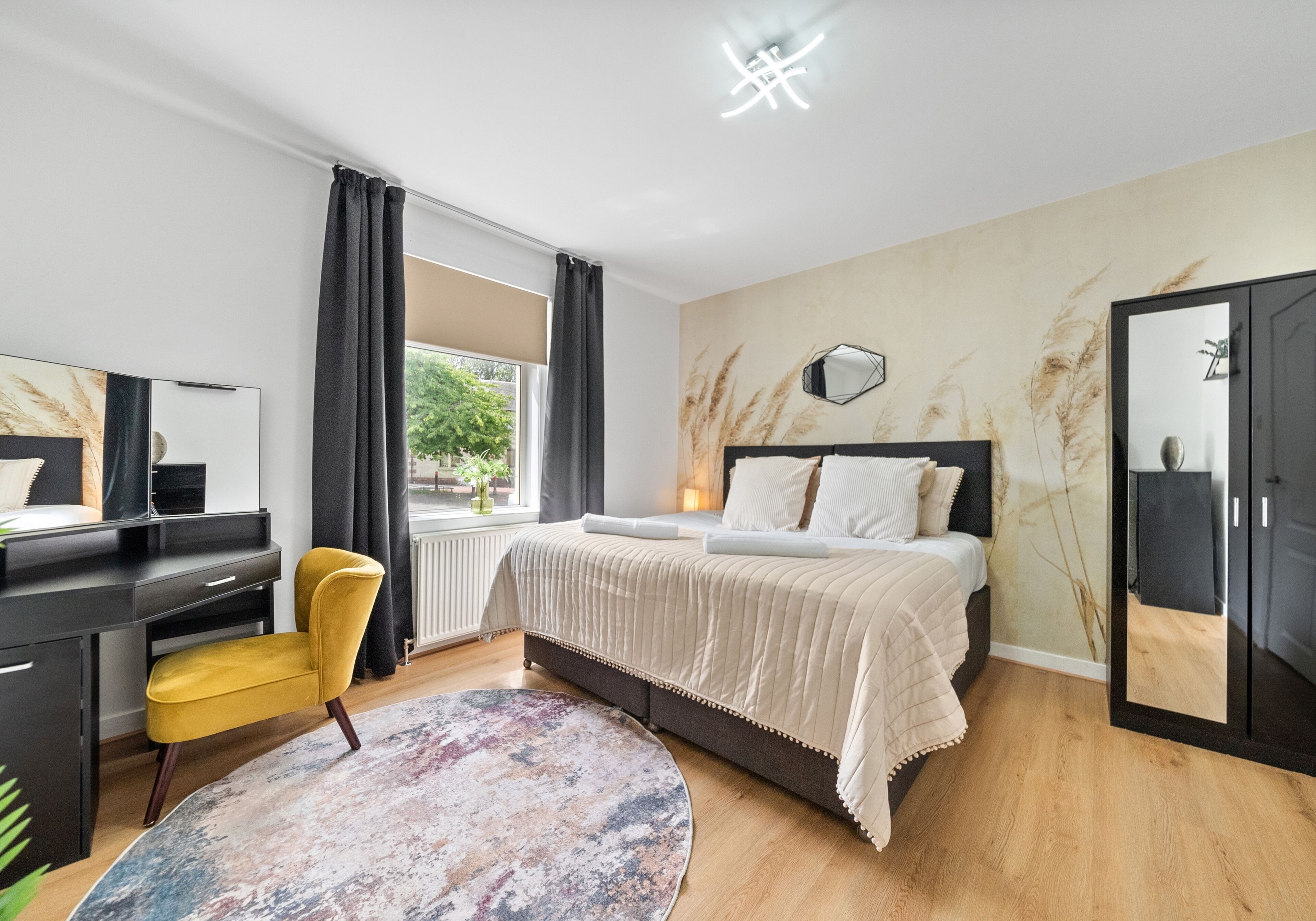 1 bedroom, iron/ironing board, travel crib, free WiFi