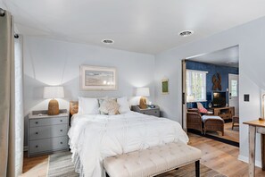 3 bedrooms, free WiFi, bed sheets - Happy Hideaway by Seaside Vacations & Sales (Chincoteague Island)