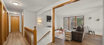 Cozy Retreat I Indian Trail Large Home