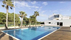 Pool - wonderful apt. design 1 minute from the beach (Santandria (Platja))
