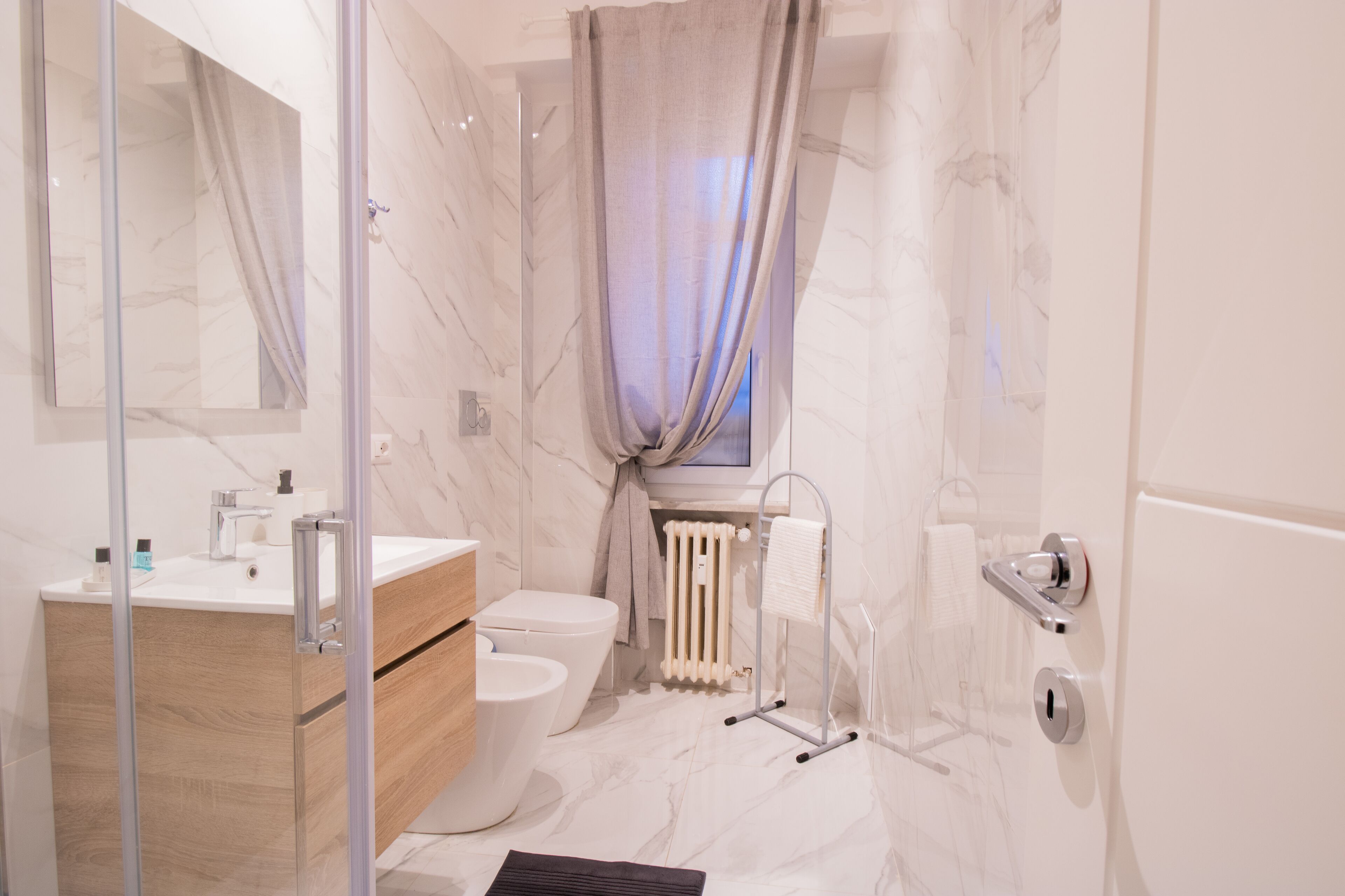 [GRAN SUITE METRO MONTEGRAPPA] ✩✩✩✩✩