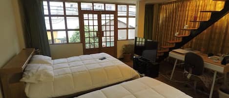 2 chambres, fer et planche Ă repasser, Wi-Fi, draps fournis