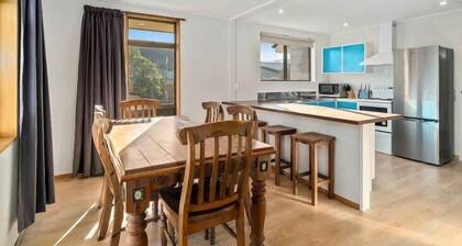 Holiday Heaven - Cromwell