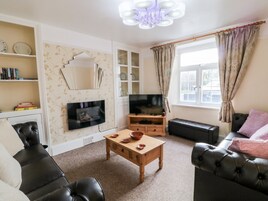 Cottage | Living room | TV