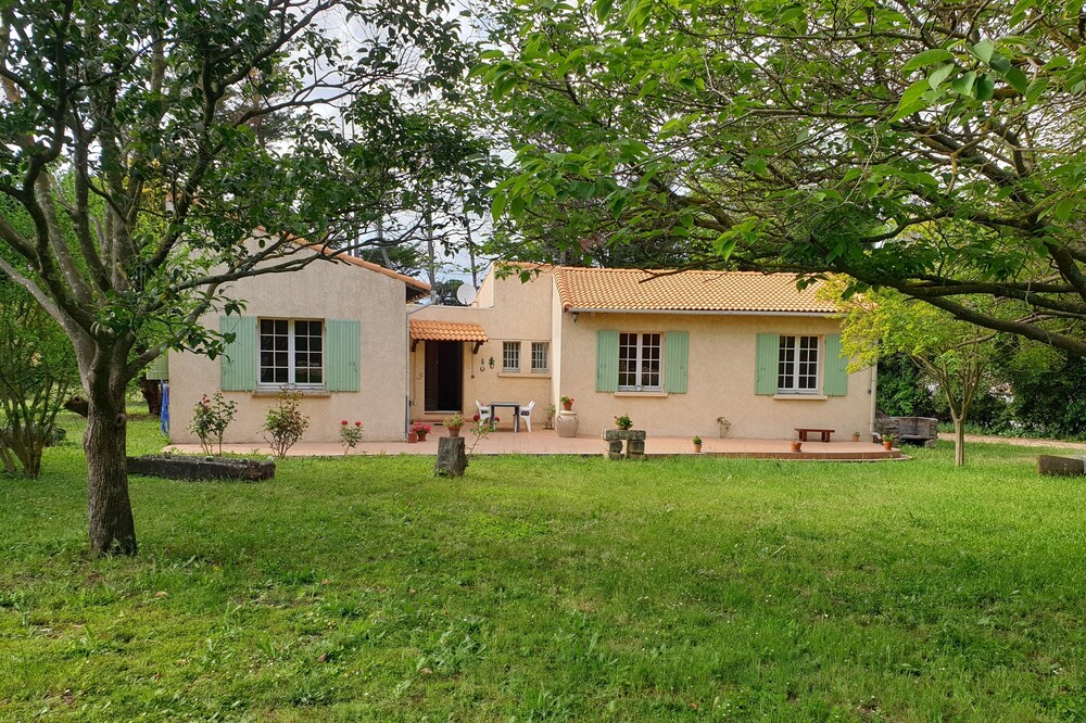 Charming house in Boissières (Gard)