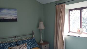 Cottage | 2 kamar tidur, setrika/meja setrika, tempat tidur bayi, dan Wi-Fi gratis