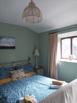 Cottage | 2 bedrooms, iron/ironing board, travel crib, free WiFi