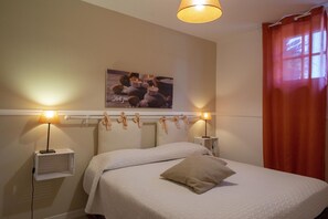 6 makuuhuonetta, silitysrauta/-lauta, vauvan matkasänky, ilmainen Wi-Fi