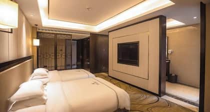 Borman International Hotel (Chenzhou Rucheng Walking Street)