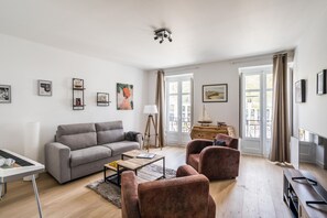 TV - Armstrong - Charmant logement au coeur de Nantes (Nantes)