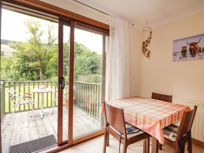 คอทเทจ | ภายใน