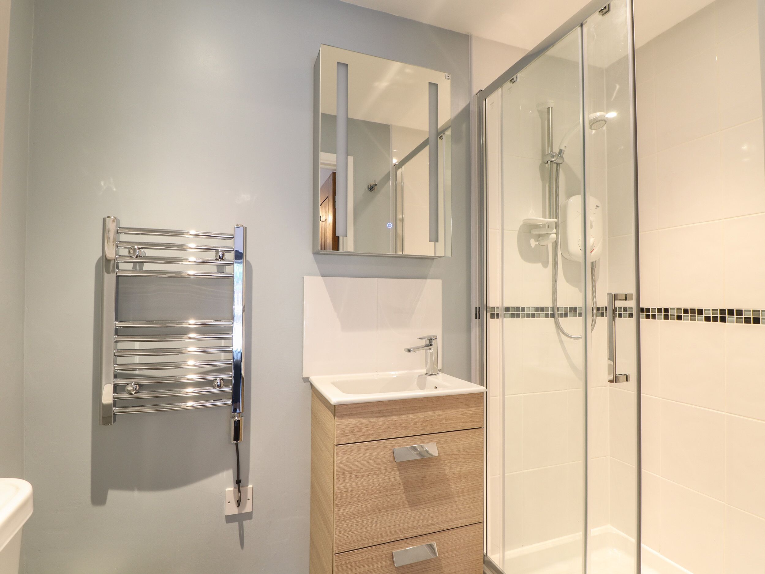 Cottage | Bathroom | Shower