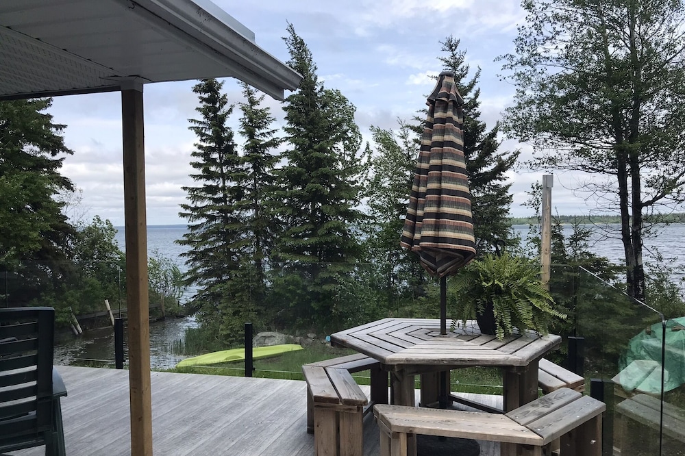 Beautiful Waterfront Property on Candle Lake