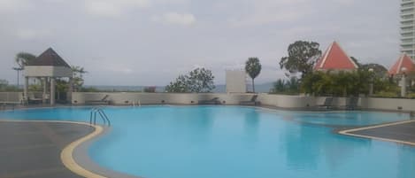 Outdoor pool, a heated pool