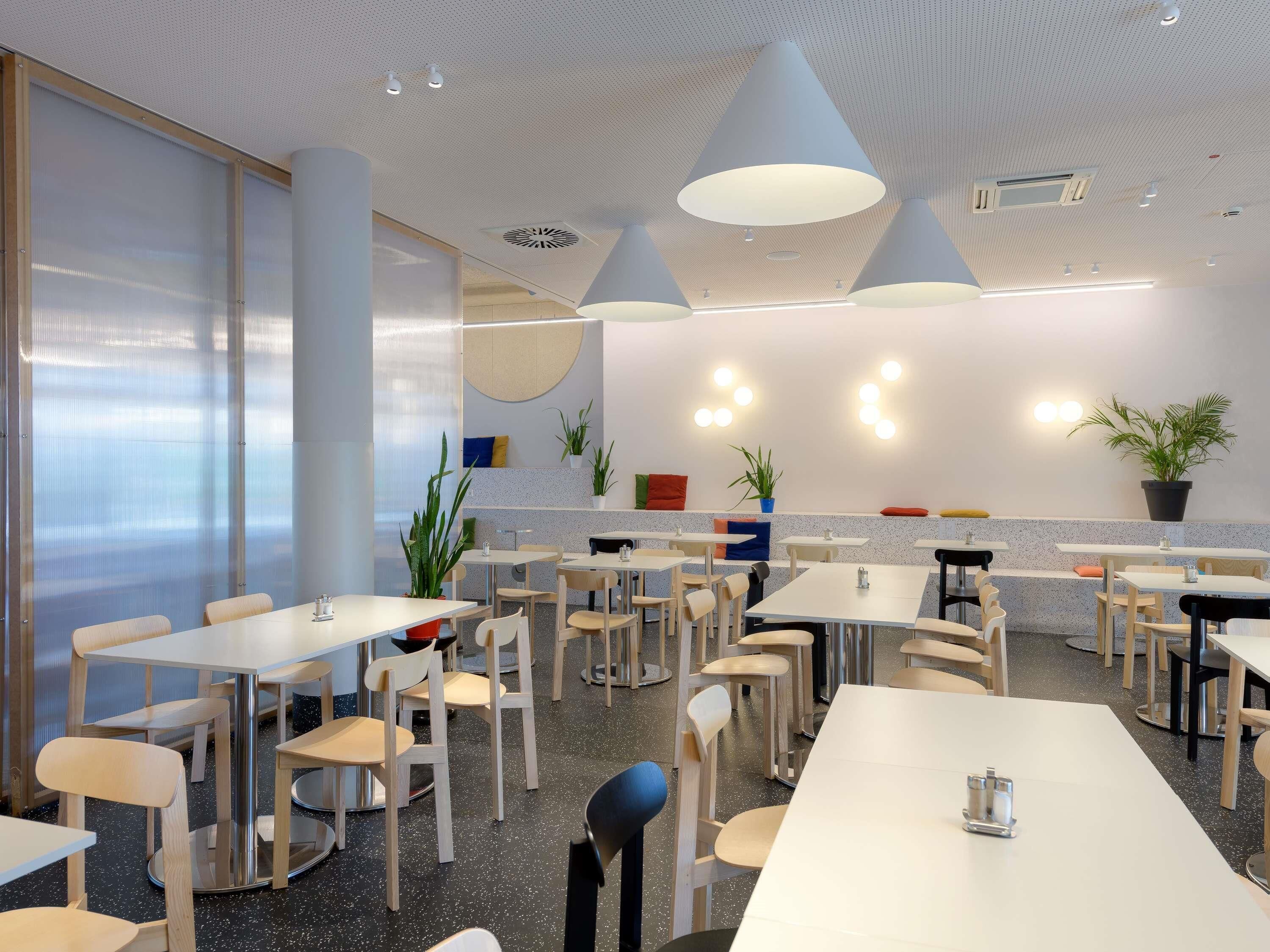 Frühstücksbuffet am Wochenende (12 EUR pro Person)