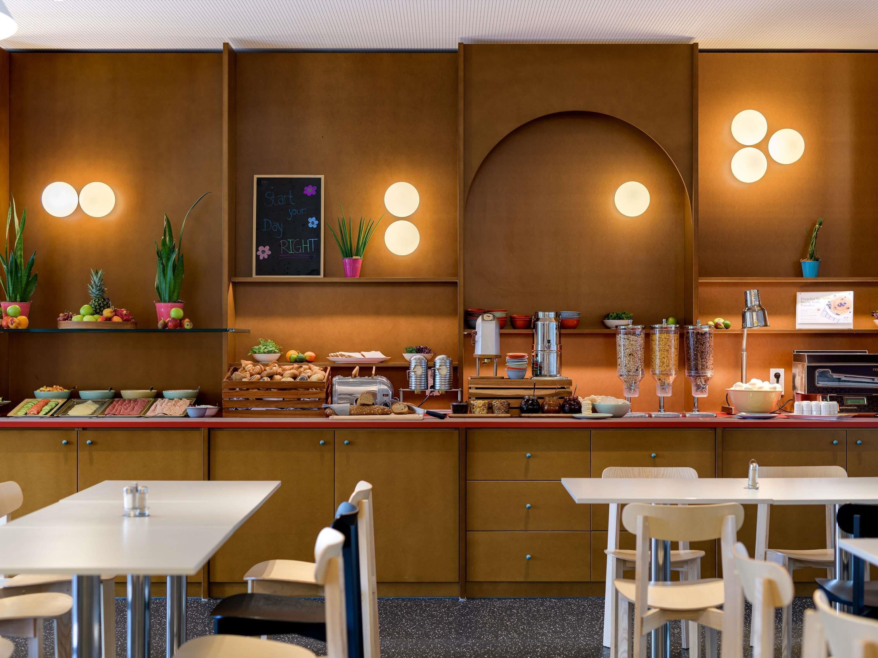 Buffet breakfast on weekends (EUR 12 per person)