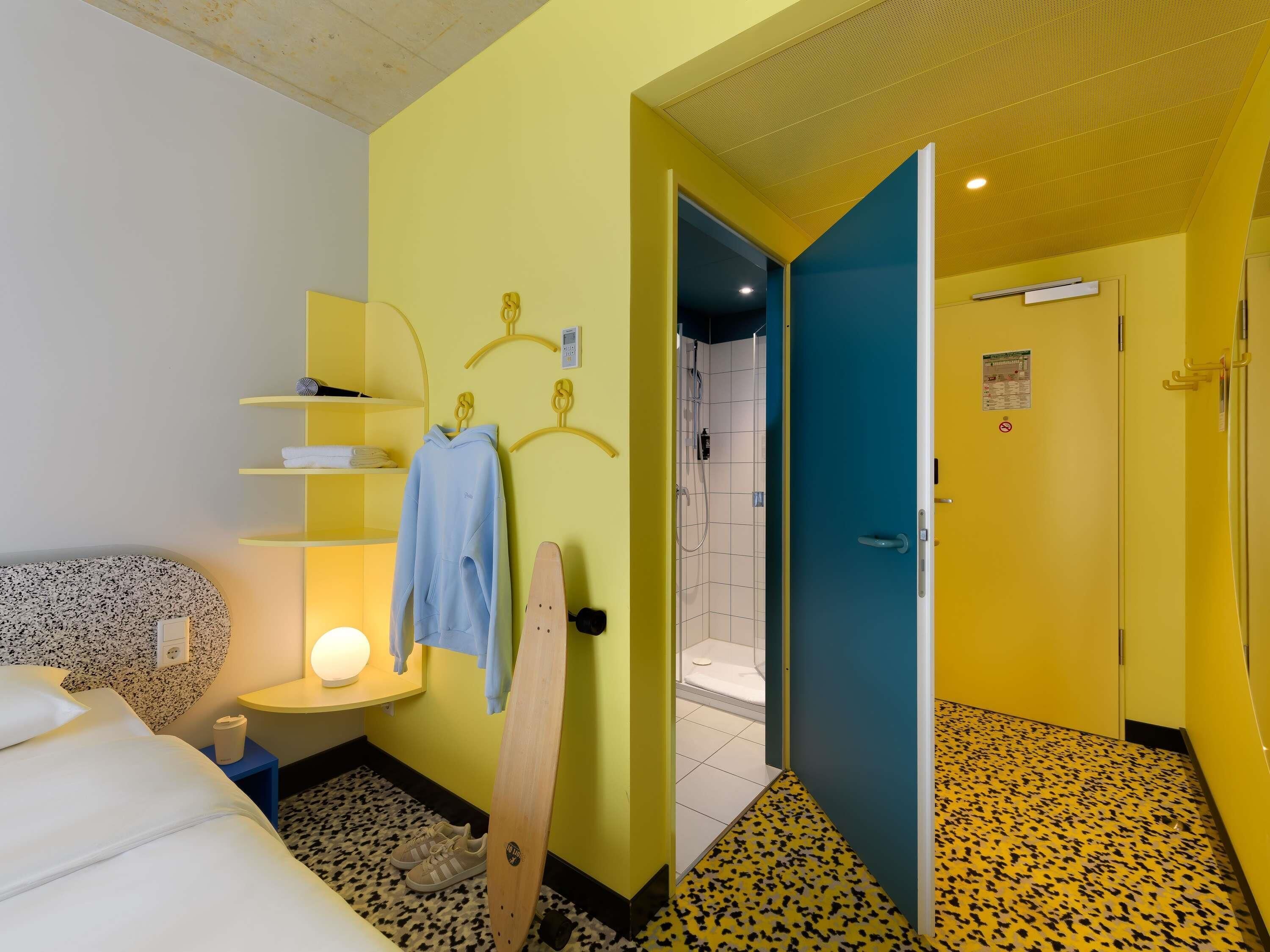 Standaard kamer, 1 tweepersoonsbed | Een laptopwerkplek, verduisterende gordijnen, gratis wifi, beddengoed