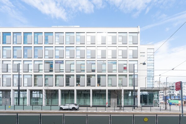 Exterior - Hiisi Hotel Helsinki Jätkäsaari (Helsinki)