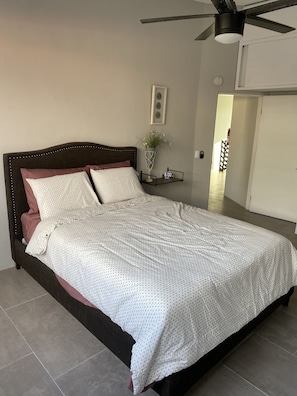 4 bedrooms, desk, iron/ironing board, free WiFi - Residencia Playa Hermosa (Ensenada)