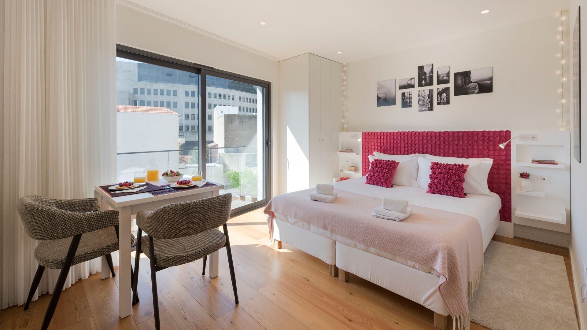 Iron/ironing board, free WiFi, bed sheets