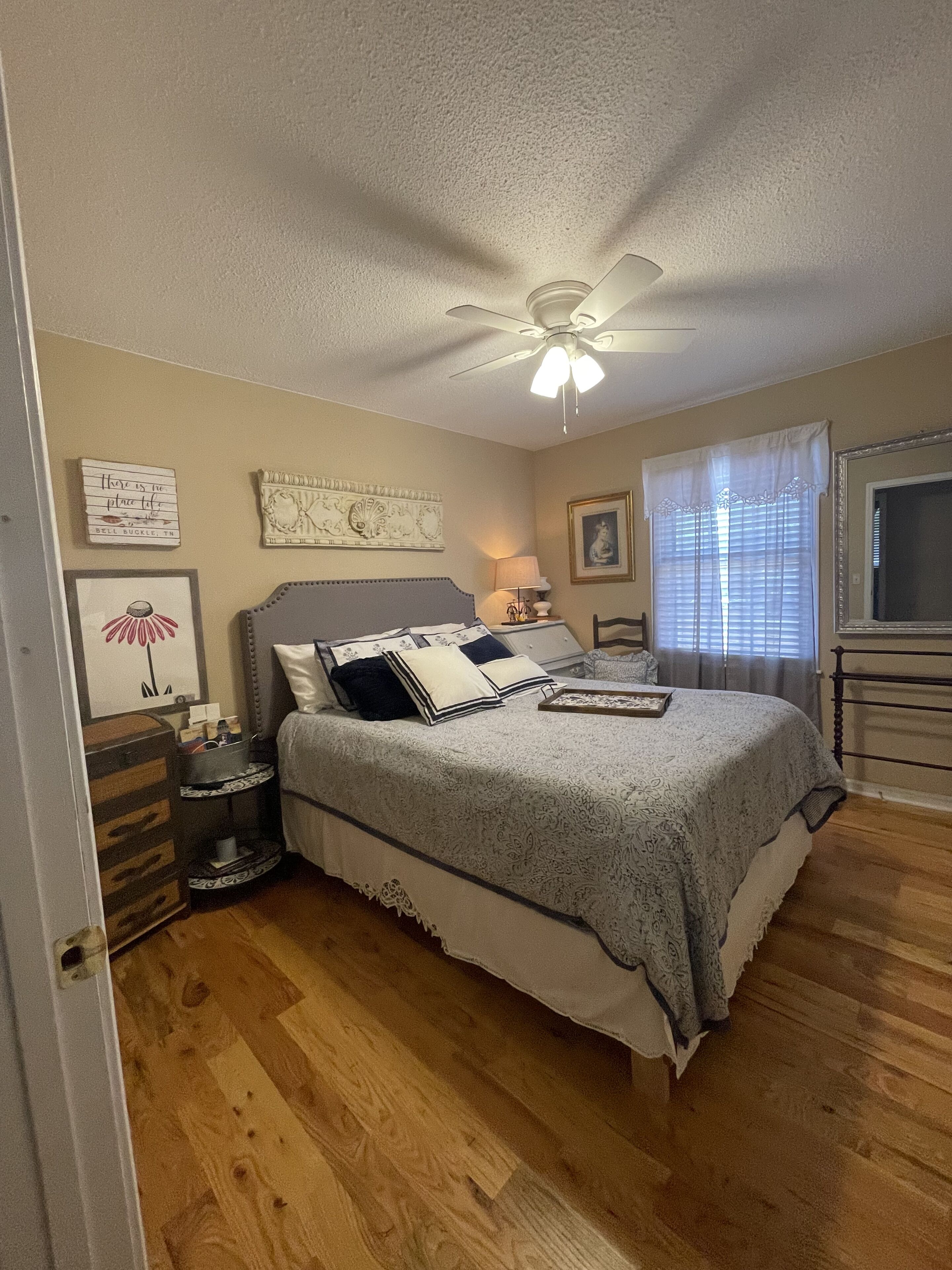 Historic downtown Bell Buckle! Southern Charm Guest House