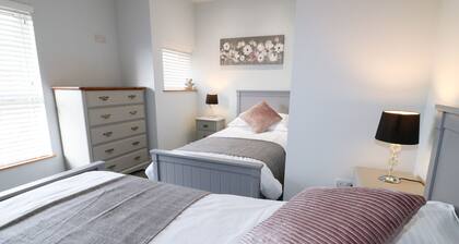 Corner House Cottage