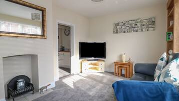 Cottage | Interior