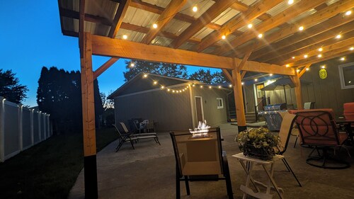 Welcome to your Missoula getaway! A spacious stay near Downtown & the University