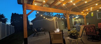 Welcome to your Missoula getaway! A spacious stay near Downtown & the University