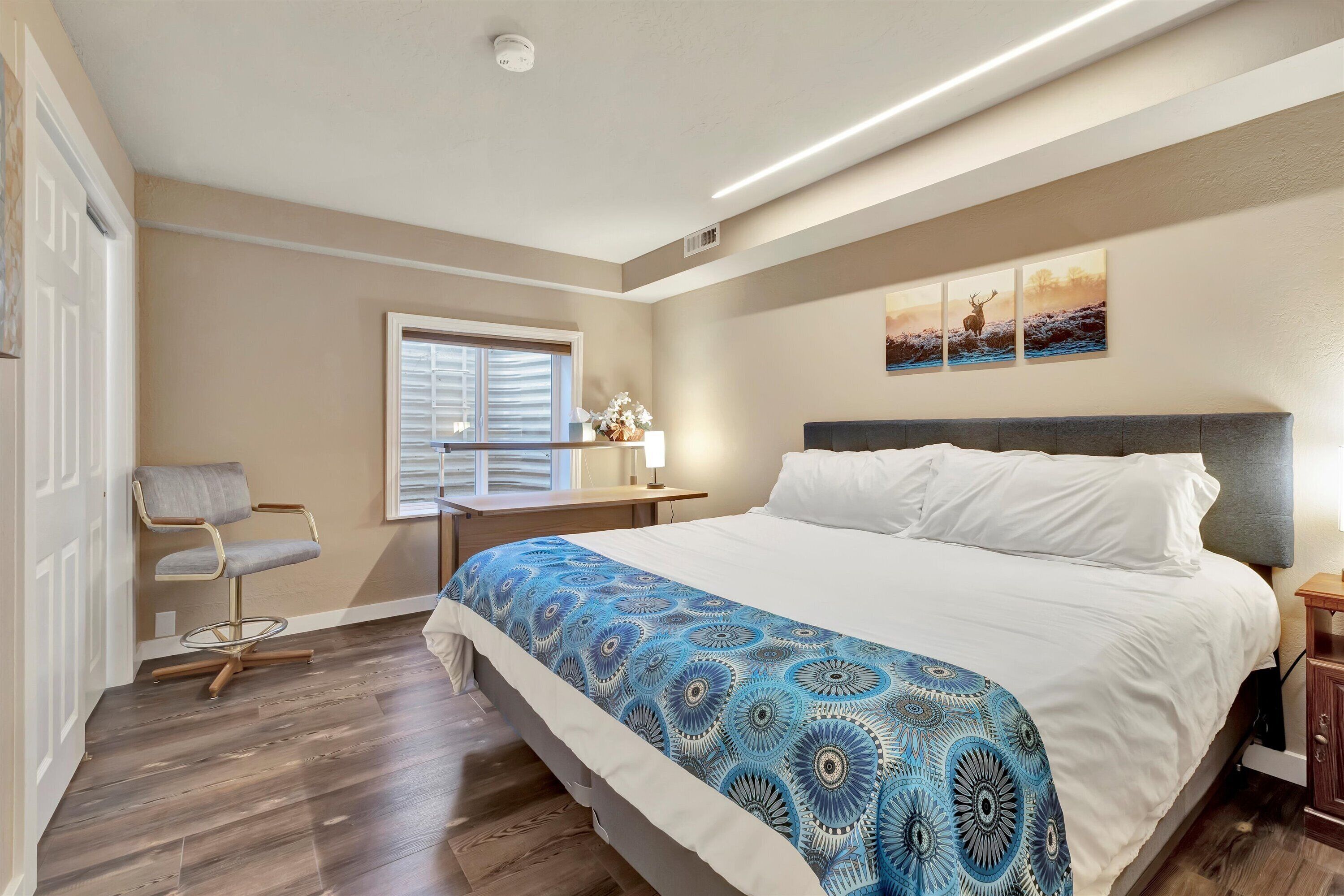 5 chambres, bureau, fer et planche à repasser, Wi-Fi gratuit