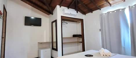 高级房 | 迷你吧、免费 WiFi、床单