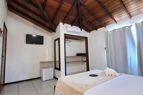 Superior Room | Minibar, free WiFi, bed sheets