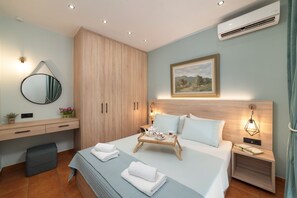 1 dormitorio, sistema de insonorización, tabla de planchar con plancha