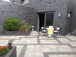 Outdoor dining - New accommodation. (Venray)