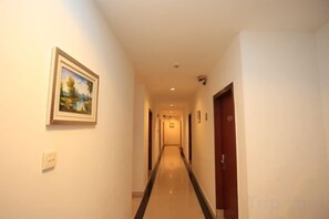 Unclassified image, 2 of 29, button - Dongfang Hotel (Shenzhen)