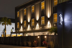 Πρόσοψη καταλύματος