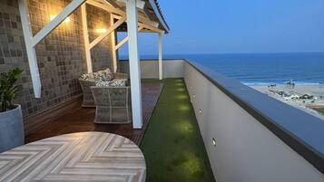 Sundeck