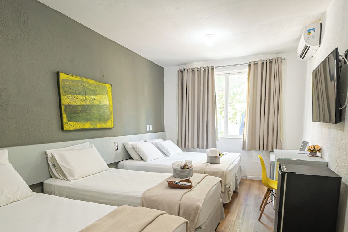 Superior Quadruple Room | Minibar, free WiFi, bed sheets