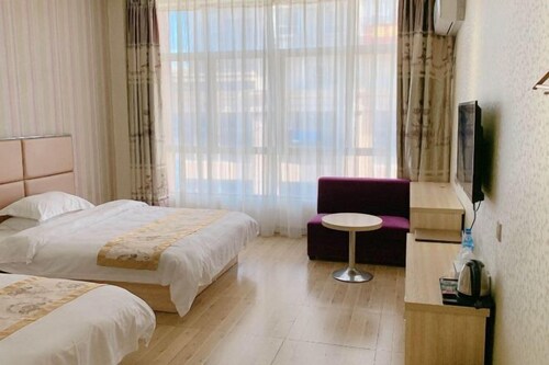 Haiyuewan Holiday Hotel