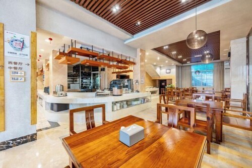 Hongfeng Qiaolian Hotel