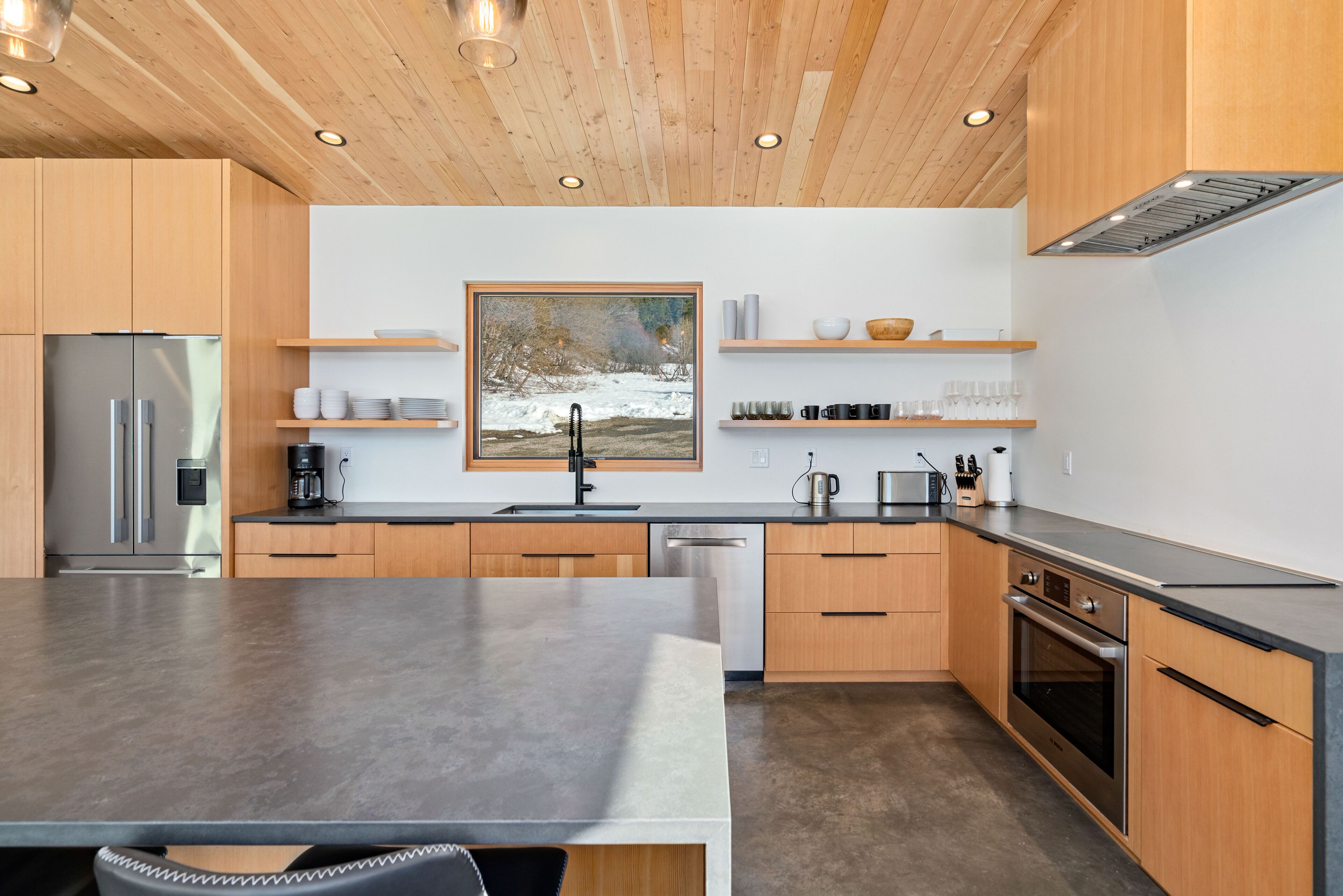 Peak Haus - Modern and Beautiful with Epic Views