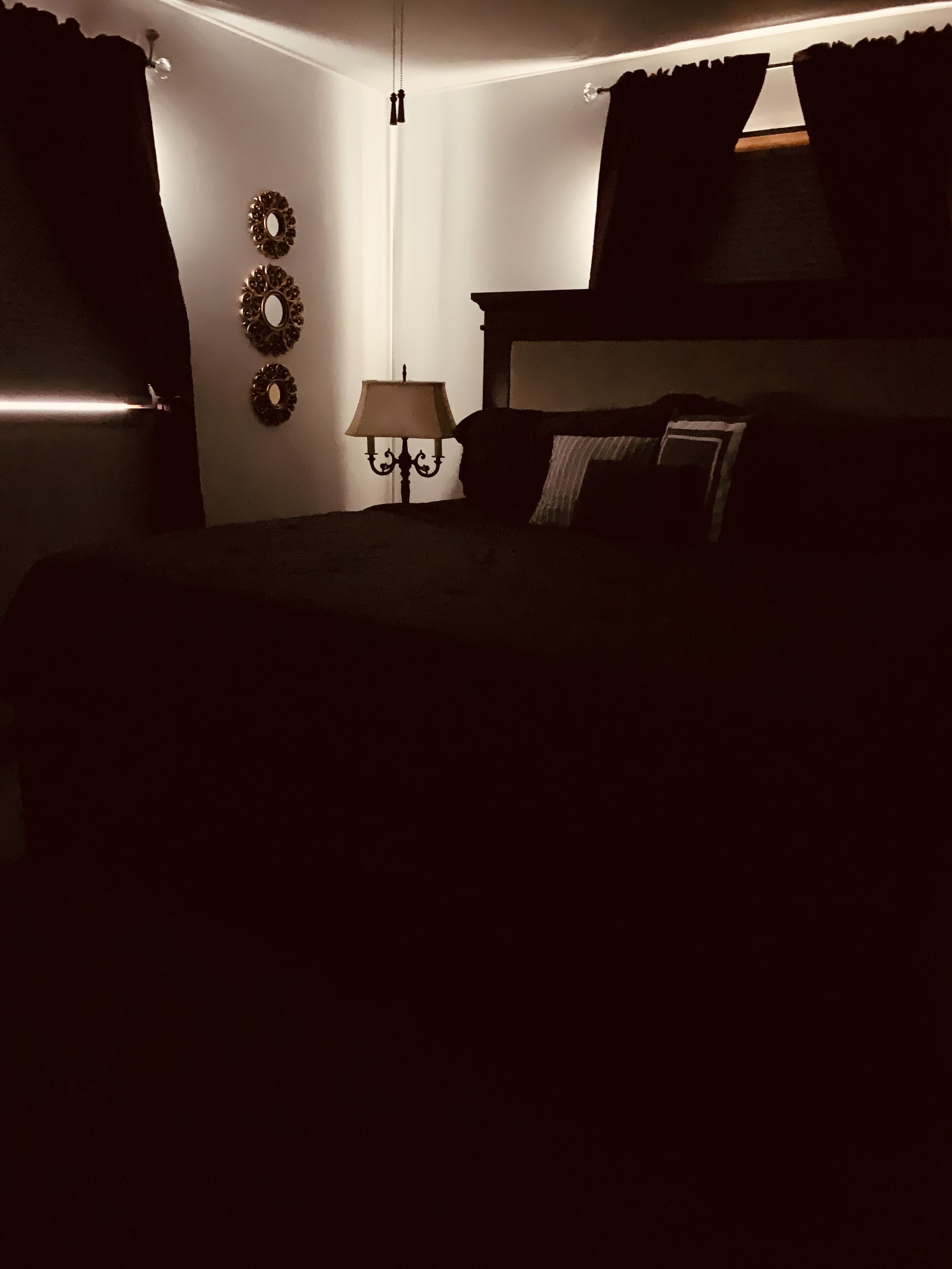 3 Min Drive to Bronner's! Breakfast with Private Chef! 