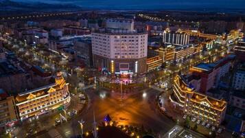 المنشأة من الخارج