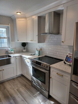 House, Multiple Bedrooms, Non Smoking, Private Pool | Private kitchen | Full-size fridge, microwave, oven, stovetop - Key West Style Vacation Home with Pool (Tampa)