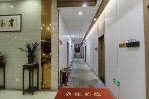Interior - Fenghuang Huating Hostel (Guangze)