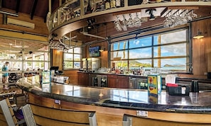 Bar (på overnatningsstedet)